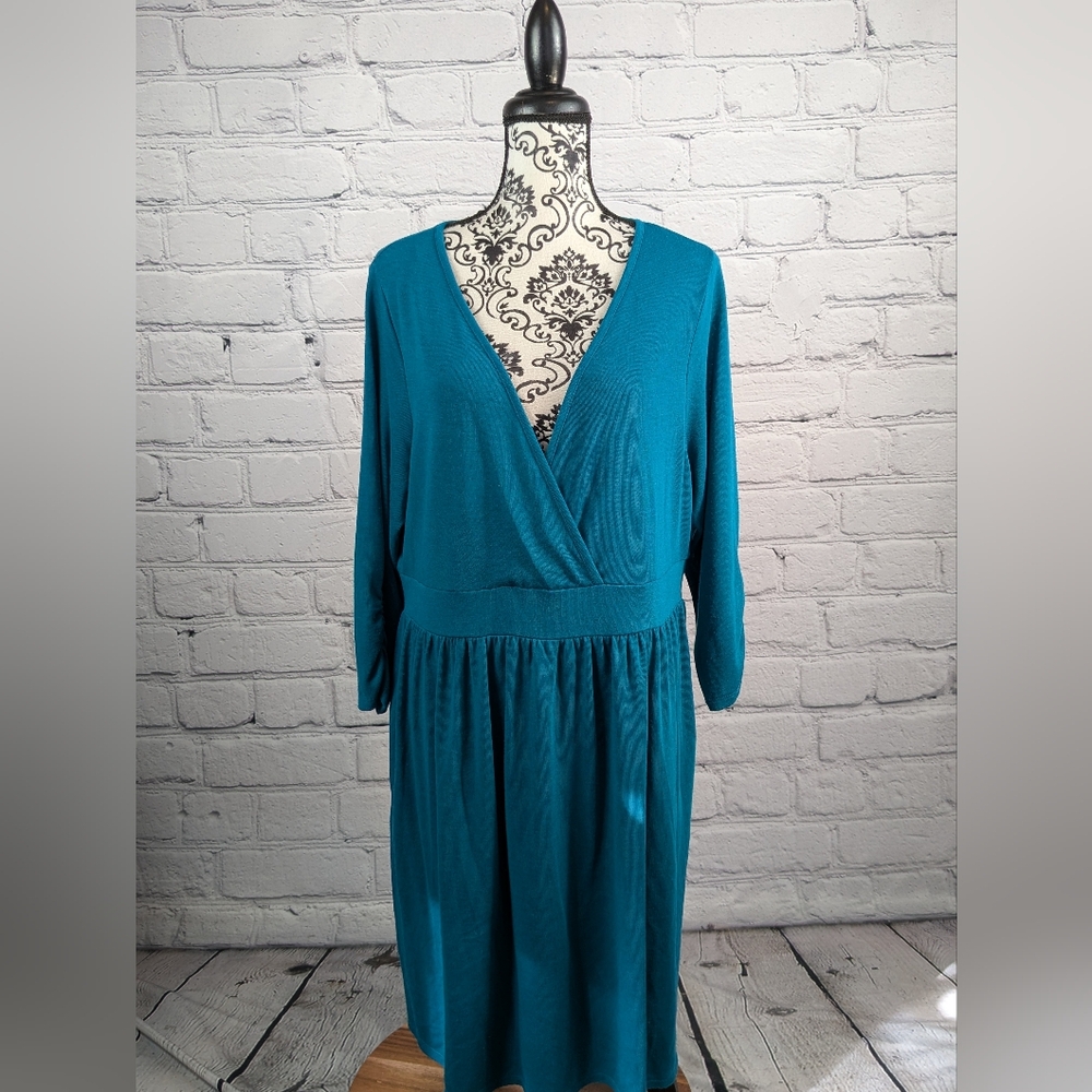 Torrid Women's Long Sleeve Stretch Knit Pop Over Sweater Dress Size 2 NWT BB08